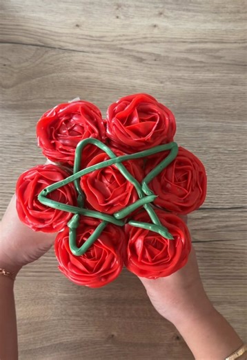 Delicious Cupcake Bouquet Recipes from DIMA MAGHREB