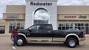 2015 Ram 3500 Longhorn Dually - ONLY 74,206 km - 6.7L Cummins Turbo Diesel I−6 Engine - 6−speed AISIN Heavy−Duty Automatic Transmission - Park−Sense Rear Park Assist System - Centre High−Mount Stop Lamp w/ Camera - Bedliner - Front Heated/ Ventilated Seats - Heated second-row seats - Navigation - Power Sunroof. Click on this link for 36 additional pictures and specifications: https://www.redwaterdodge.com/vehicle-details/used-2015-ram-3500-longhorn-redwater-ab-id-37661628 Stock # LR36868A Vin # 