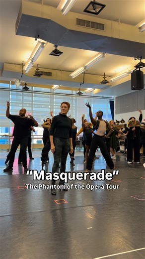 Watch the cast of the new North American tour of The Phantom of the Opera (@phantomtou) perform “Masquerade” in tour! | BroadwayWorld