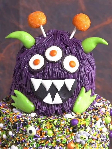 Spooky Monster Cake Tutorial