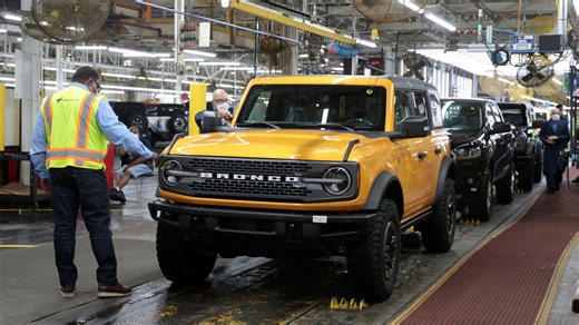 Ford recalls over 200K vehicles over instrument panel display failure