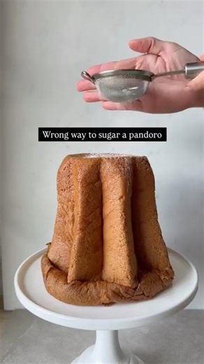 How to Eat Pandoro. 🍞😉 I love this Christmas bread so much. Fluffy, rich and buttery, not too sweet, because you get that from the confectioners’ sugar on the outside. I like to try a new Italian bakery’s version each year, often transporting it home from Europe. Shout-out to Pasticceria Filippi 🇮🇹 for an incredible pandoro! 👏 | Pastry with Jenn