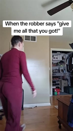 Hope that's good enough! #givemeallyougot #gettingrobbed #dancemoves #fyp #simplyserra