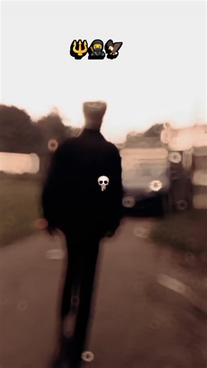 v d s Editor 20 on Instagram: "👑1M 💬 50K 🔰20k 🔂10Klike comment save➡️ share ❤️ Like and💫 Story •LIKE .. 💗 •SHARE ..♻️ •COMENT ..💬 . . . . #long awaited msg.wanted to thank you from bottom of my heart for my wonderful makeup u did for my wedding day..it was so natural.. subtle.. 🥰✅ perfectly synced with lehenga..skin... It was just perfect!! For the engagement as well.. everything just fall in place...the hair.. makeup..want to thank your entire team for making me so beautiful that I only