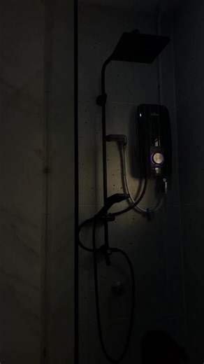 Wan Nur Afifah 🇵🇸 ᥫ᭡ on Instagram: "Kids’ Night Routine ASMR version. Introducing @bzubzumalaysia new DentiBiome Oral Care Series. It’s an age-adaptive oral care. Choosing the right toothpaste for my child is a must! Protecting every stage of their precious smile with BZU BZU DentiBiome Oral Care Series. Gentle yet effective, with postbiotics and dual fluoride, 95–98% natural origin, in kid-friendly flavors #BZUBZUMalaysia #BZUBZUBabyCare #FamilyCarefromSingapore #GrowingWithYou #DentiBiome"