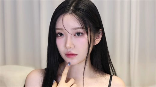 充满活力的夏日少女妆容+穿搭分享💖【KimCrystal】