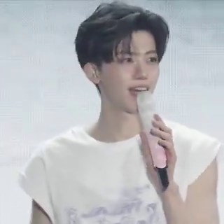 Jaemin : Hello I'm the isfj who turned into that istj.. why is my mood so sad today? I'm not sad at all.. Ah my dear he can always Calm the hearts of fans🥺 #JAEMIN #재민