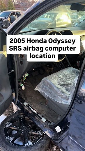 2005 Honda Odyssey airbag computer SRS control module part number 77960-SHJ-A01 location on car 🚘 Used auto parts, serving Chicagoland locally and shipping nationwide #junkyard #usedautopartschicago #carrepair #automotive #carmechanic