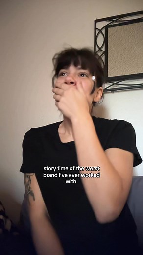 #secretaccout #iliterallydontexist | Desi Besson