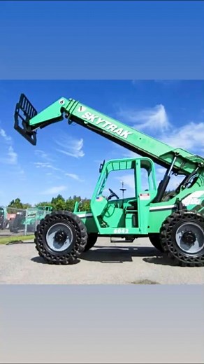 2014 SkyTrak 6042 Telehandler 6,000 LB CAPACITY • 42 FT REACH • CUMMINS DIESEL • 4WD 3-WAY STEER • 2,701 HRS • $36K 📍 Ironworks Trading Corp – Norfolk, VA 📞 757-663-4444 #skytrak #telehandler #constructionequipment #dieselpower #heavyequipment #ironworks #contractorlife #equipmentforsale #vehicleNetwork #truckpaper #machinerytrader | Ironworks Trading Corp.