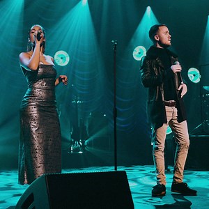 A massive THANK YOU to everyone that came down early to catch me on Jorja Smith's European tour, it really was incredible! If you are new to my music and want to hear music I played on the tour check out my 'Complete' playlist which feature my new single 'Drifting' an some old classics: https://ffm.to/mavericksabrecomplete | Maverick Sabre