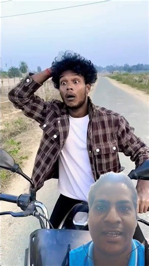 Petrol Me Kami Petrol Dekar Help Kiya 🤣 || #short #realfools #funny #trend #petrol #comedy #short 🤣