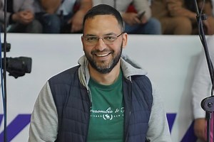 Otac mu je poznati PEVAČ, ljubi lepu ministarku: Životni put Damira Handanovića bio je zacrtan ODMALENA