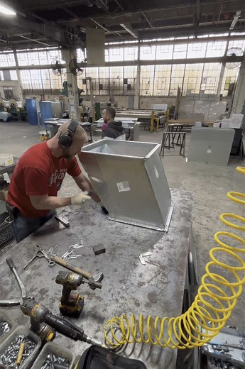 Transitional Offset: A Satisfying Metal Fabrication