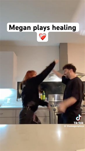 Megan plays and poke #roblox ‪@MeganPlays‬#fyp