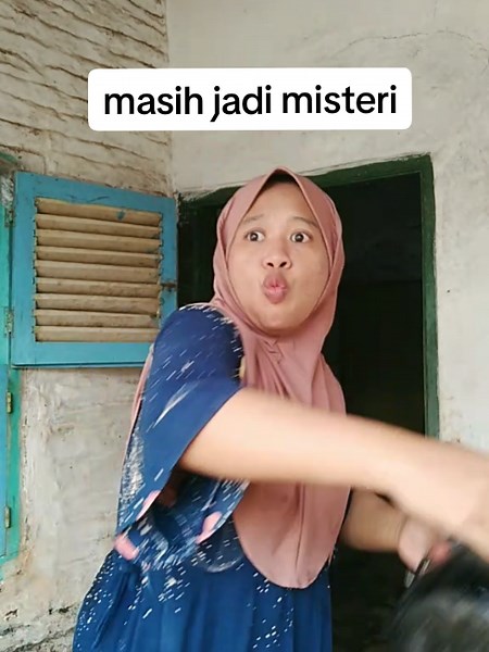 Video Lucu dan Suara Ganggu yang Menghibur