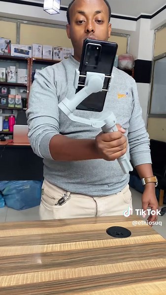 F5 Smartphone Gimbal Stabilizer for Smooth Video Recording