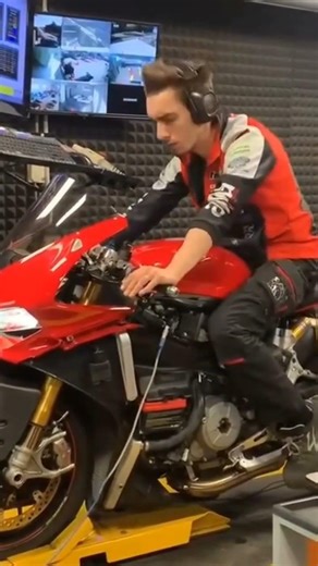 Ducati Panigale Top Speed Testing...#ducatipanigale #topspeed #ducati