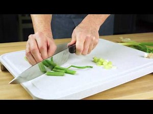 How to Slice a Green Onion