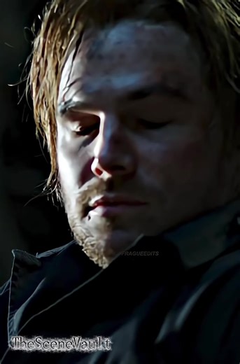 Oliver Queen Meets Slade Wilson for the First Time