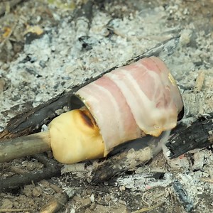 31K views · 34 reactions | Simple food hacks you can use while camping | Green Bean | Facebook