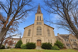 230 E Jefferson St, Butler, PA 16001 - MLS 1732395 - Coldwell Banker