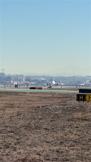 save those humps!!! get screened early! breast cancer awareness month almost over! #bcrf #pink #breastcancerawarenessmonth #cancer #breastcancerawareness #delta #deltaairlines #b767400 #b767lovers #boeing #boeinglovers | speedbirdhd