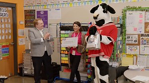 3.8K views · 15 reactions | Meet last week's One Class at a Time grant recipient, Ms. Kimberly Carter, a first grade teacher at UW Clemon Elementary School.✏ Learn more about Carter, how she plans to use the grant and how to nominate a hard working teacher here: https://bit.ly/3YFFpVb | CBS 42 | Facebook