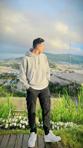 Video của Nhật (@nhatnm24) với bản nhạc original sound - Nhật