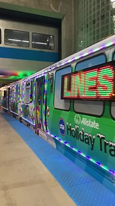 CTA Holiday Train in the house! 👊🏻👊🏽👊🏿❤️ | Chicago O'Hare International Airport