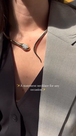 Nature’s grace, captured in brilliant diamonds and sculpted gold. | Grown Brilliance