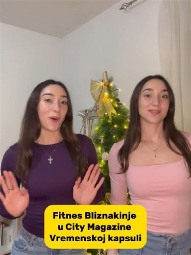2025 se bliži kraju, godina puna izazova i teških situacija. Ipak, rešili smo da ne mračimo i da pozovemo neke nama drage, super i kul ljude da nam kažu po čemu će pamtiti ovu godinu i da u našu vremensku kapsulu smeste one stvari po kojima će želeti da se sećaju 2025. Natalija i Julija Đukić su @fitness.bliznakinje, influenserke koje na svojim kanalima propagiraju zdrav život, ali i glasne su kad su u pitanju svi problemi u društvu. Njih dve su u našu Vremensku kapsulu smestile svoje omiljene k