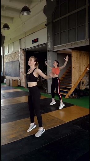 Butterfly Kick Combo | 5-Min Full-Body Cardio & Fat Burn