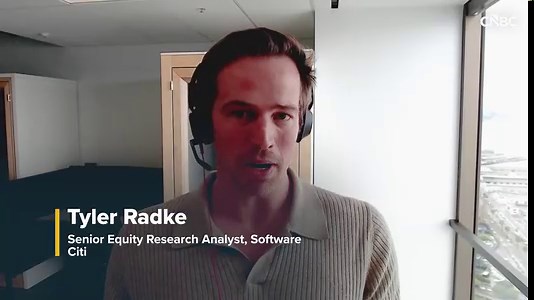 Inside Oracle's risky AI bet
