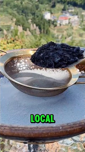 The ancient method of washing clothes. #handwork #shorts