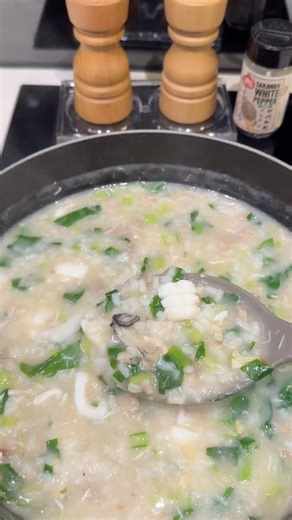 Heaven in a Bowl: The Comfort Seafood Congee for Cold Days 🍲❄️