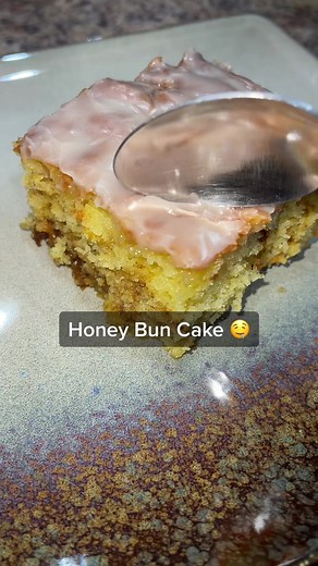 Honey Bun Cake Recipe - Baking Tutorial