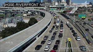 Lanes reopen after fatal crash snarls traffic along I-35  near downtown Dallas, officials say