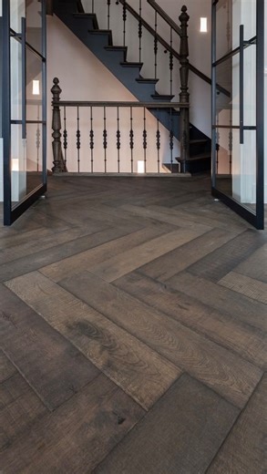 AltaouiHome on Instagram: "Here’s how I removed cracks and scratches from my hardwood floors! #diyproject #hardwoodfloors #howto #howtofixcracks #hardwoodfloorhack #homehack #homediy"