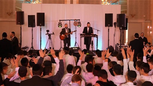 Yeshiva Of Spring Valley Chanukah Kumzitz featuring Moshe Katz , Moshe Glick