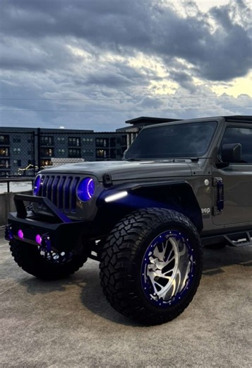 It’s almost the season to take the tops and doors off… Who’s ready 👀?