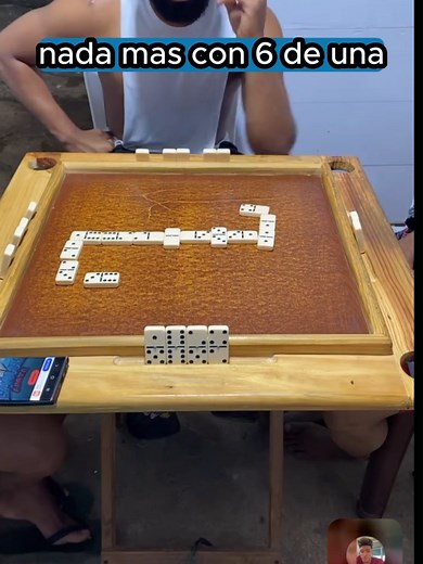 Jugar al Dominó: Estrategias y Diversión en Mesa