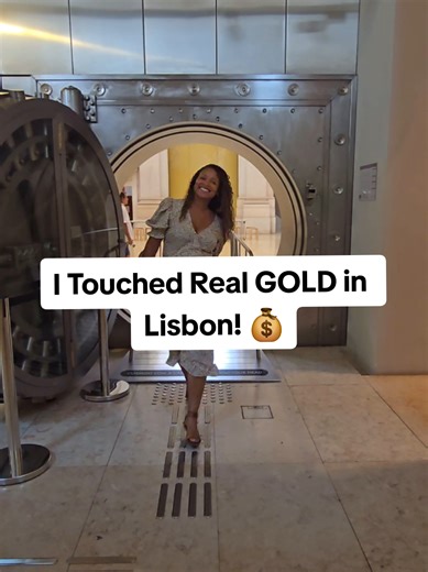 💰 Did you know Lisbon has a whole museum dedicated to money, and it’s totally free? From ancient coins to modern euros, the Money Museum is full of interactive exhibits and history brought to life. Perfect for families, travelers, and anyone curious about how money shaped our world! 📍Museu do Dinheiro- Lisboa #MuseudoDinheiro #lisbon #LisbonMuseum #museudodinheiroportugal #LittleBitsOfLisbon