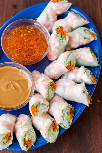 124K views · 1.5K reactions | Fresh Spring Rolls with Best Sauce! Recipe: https://natashaskitchen.com/fresh-spring-rolls/ | NatashasKitchen.com | Facebook