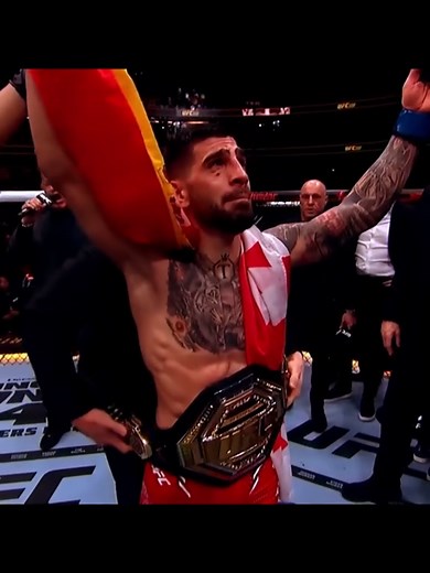 Ilia Topuria vs Max Holloway Fight Breakdown