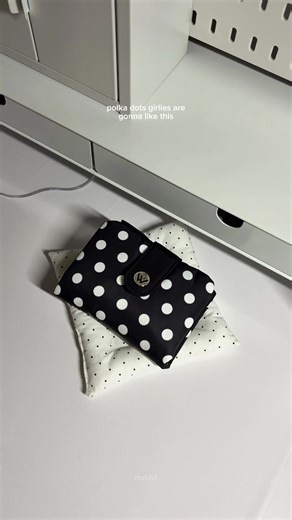 Stylish Polka Dots Wallet for Everyday Use