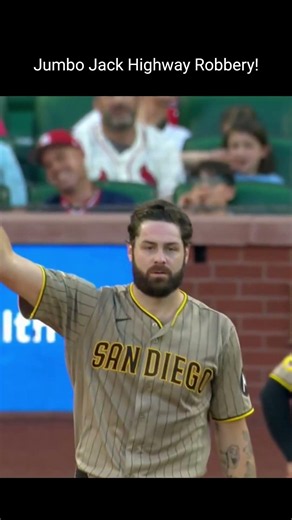 Jackson Merrill makes an Insane Home Run Robbery on Alec Burleson #mlb #padres #baseball