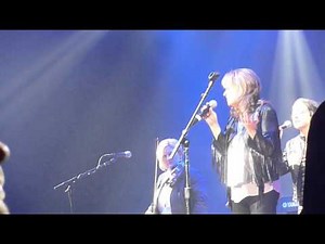 Patty Loveless - Nothin' but the wheel