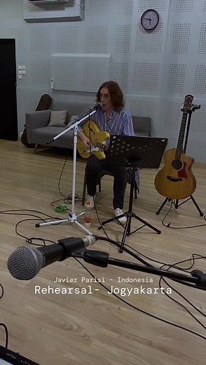 Experience the Ultimate Imagine Tribute to John Lennon | Javier Parisi