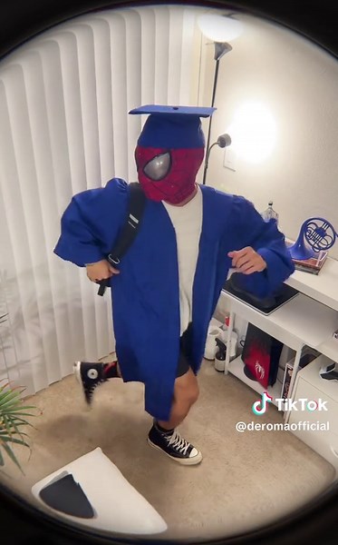 Real Ones Know: Spider-Man Halloween Costume Option 1